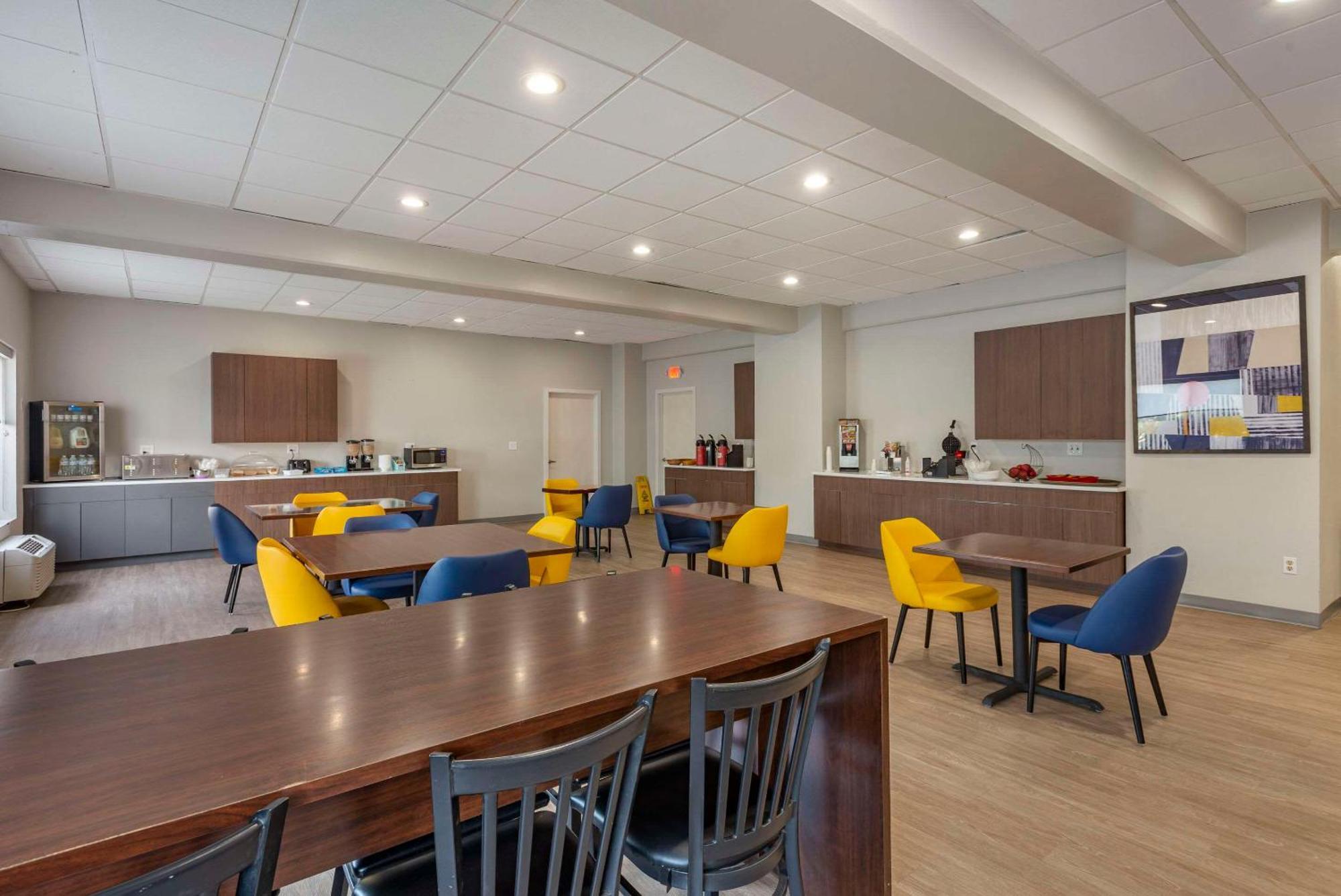 Comfort Inn Philadelphia International Airport West Chester Esterno foto