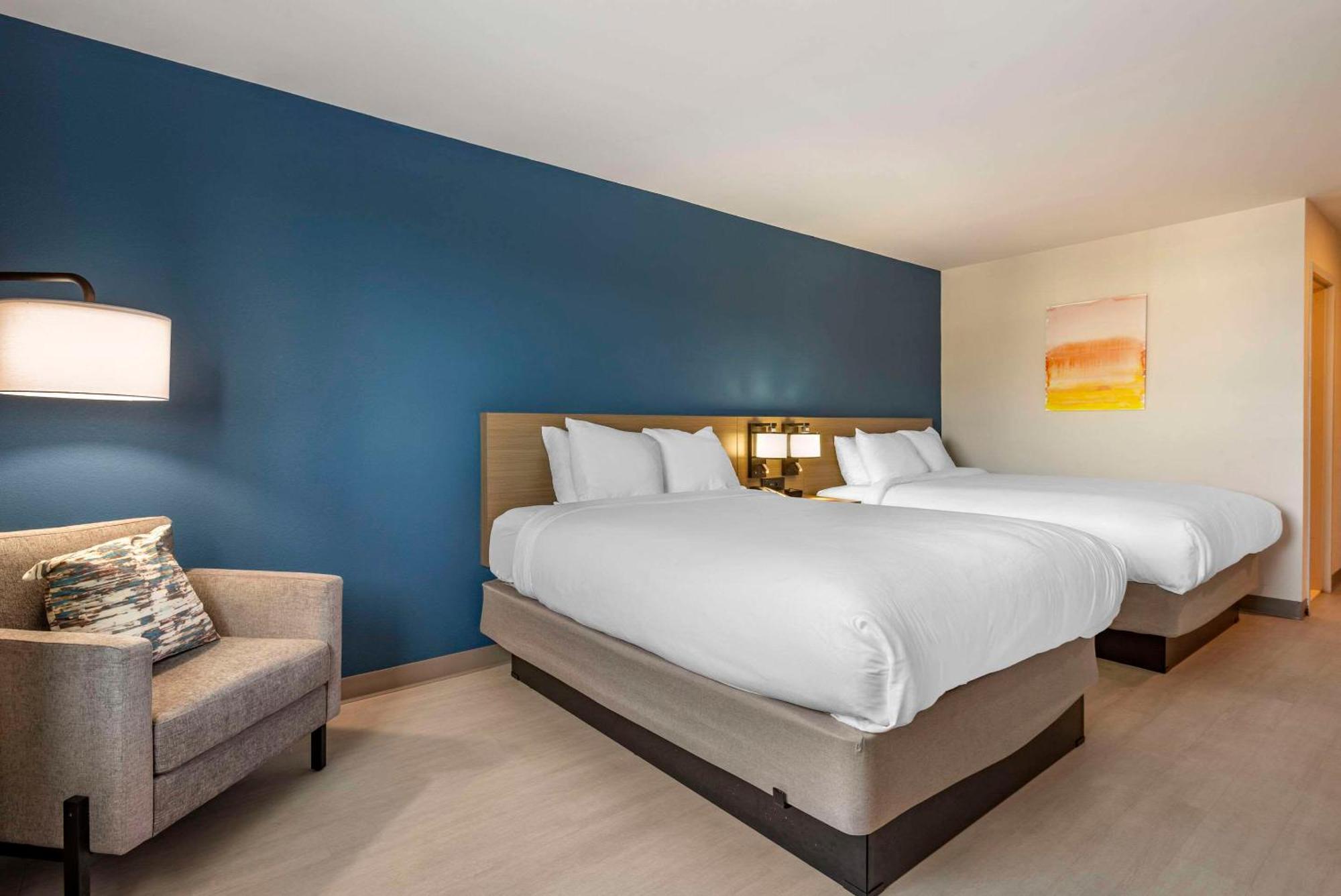 Comfort Inn Philadelphia International Airport West Chester Esterno foto